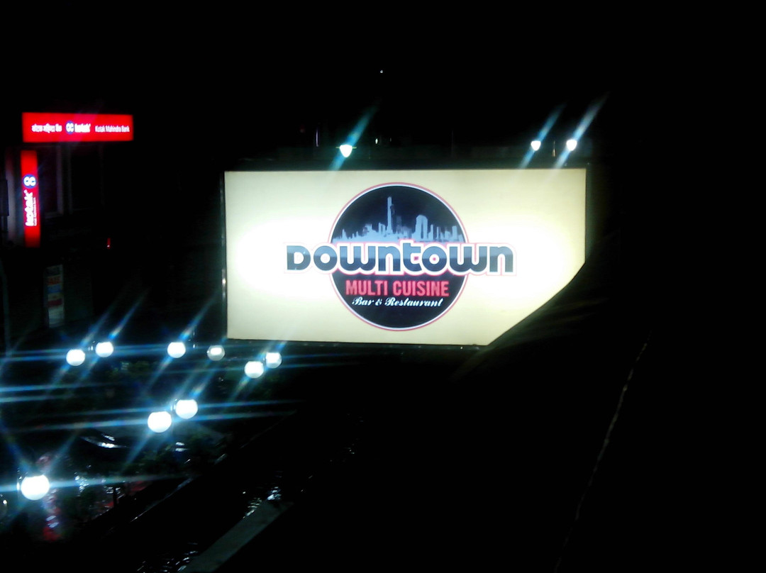 Dj's Downtown Resto Bar景点图片