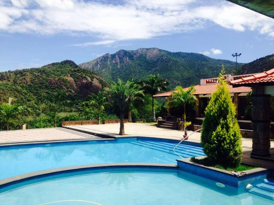 Wild Rock Resort