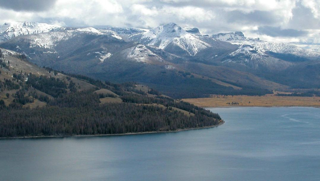 黄石湖-黄石国家公园必去景点