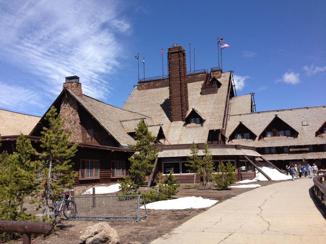 老忠实泉酒店-黄石国家公园必去景点