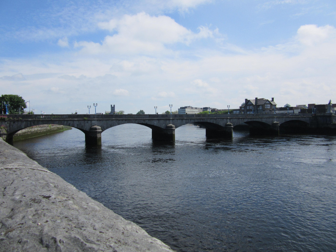 Sarsfield Bridge-利默里克必去景点