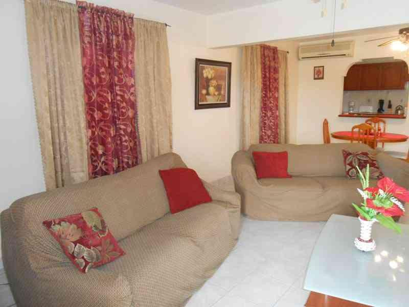 Friar's Bay Beach Guesthouse
