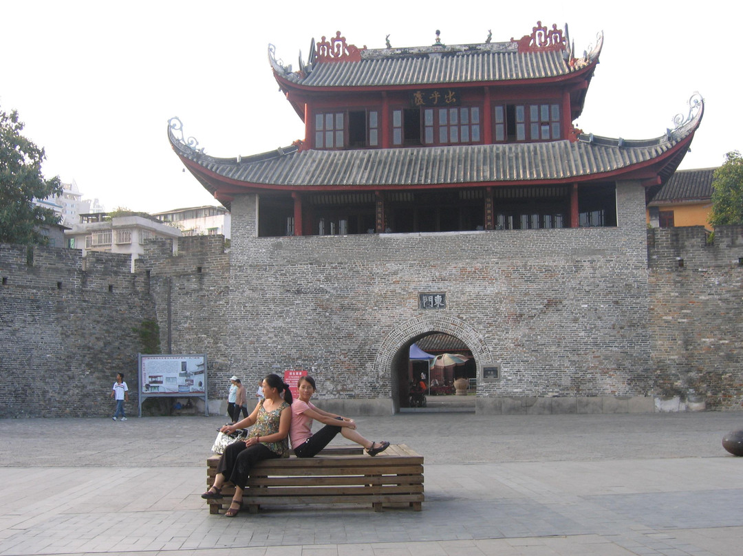 柳州东门城楼景点图片