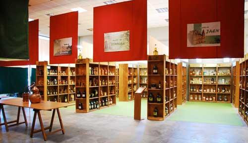 Museo del Aceite Andaluz-Velez de Benaudalla必去景点