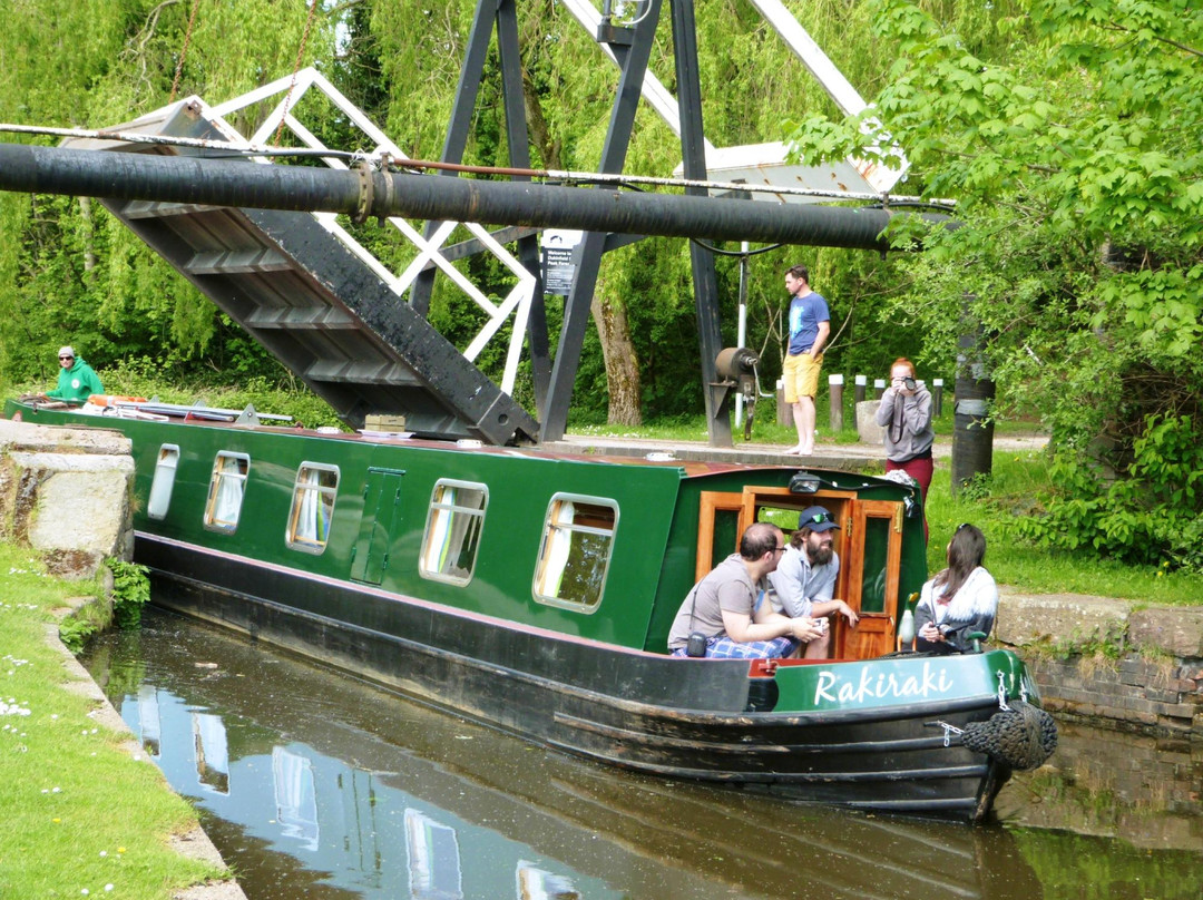Wandering Duck Canal Boat Tours