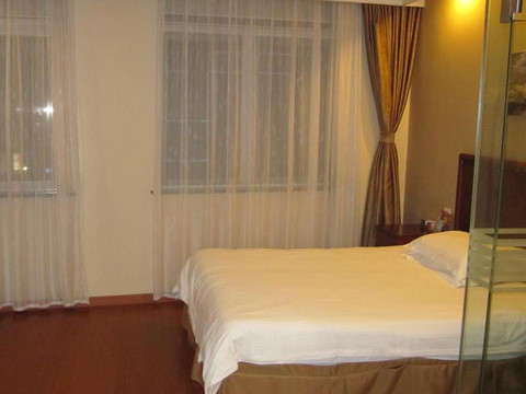 格林豪泰江都龙城路快捷酒店主图