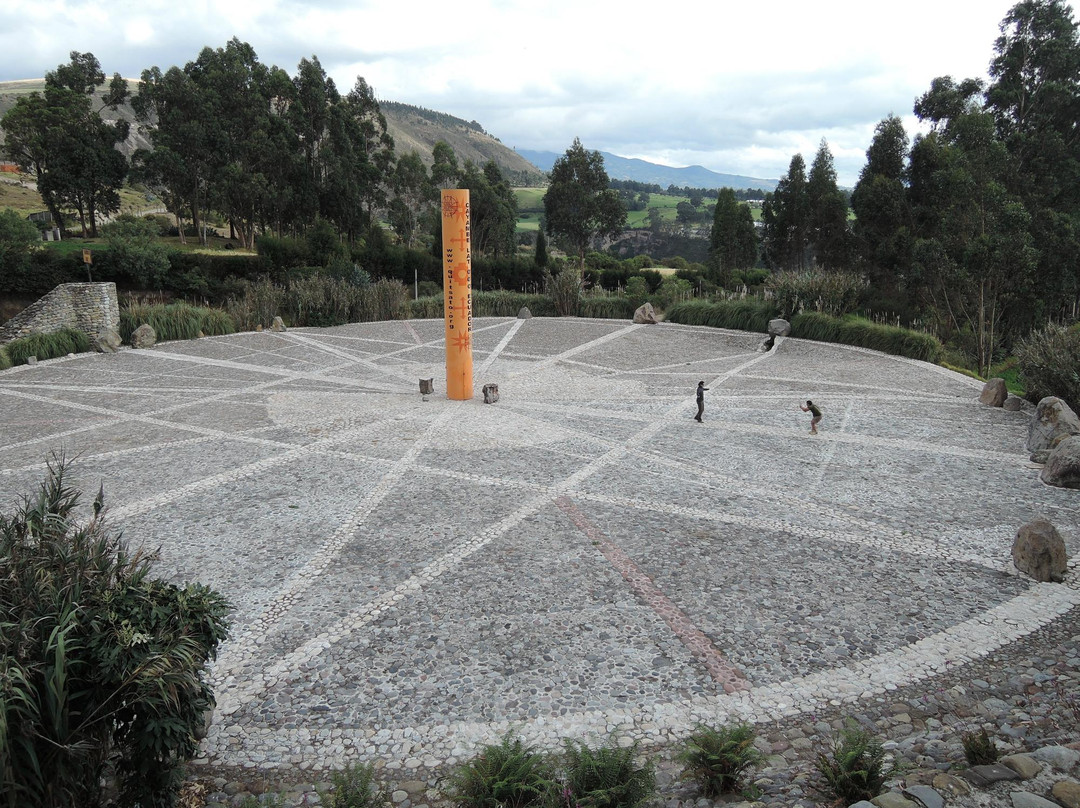 Quitsato Sundial-Cayambe必去景点