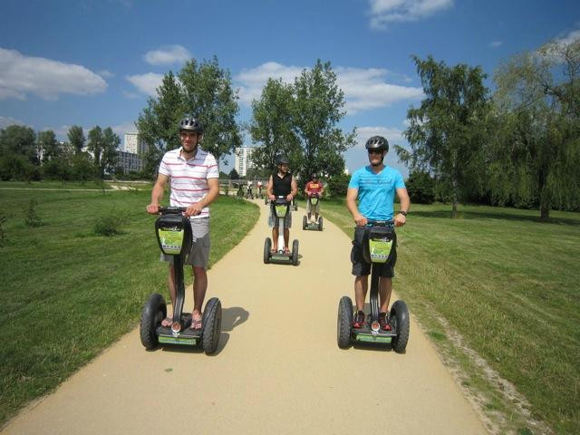 Freemove Segway Centre-昂布瓦斯必去景点