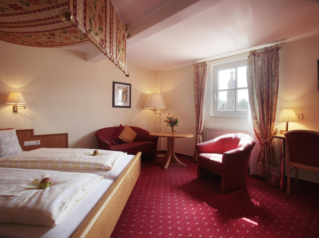 Berghaupten酒店住宿-Gasthof Hirsch