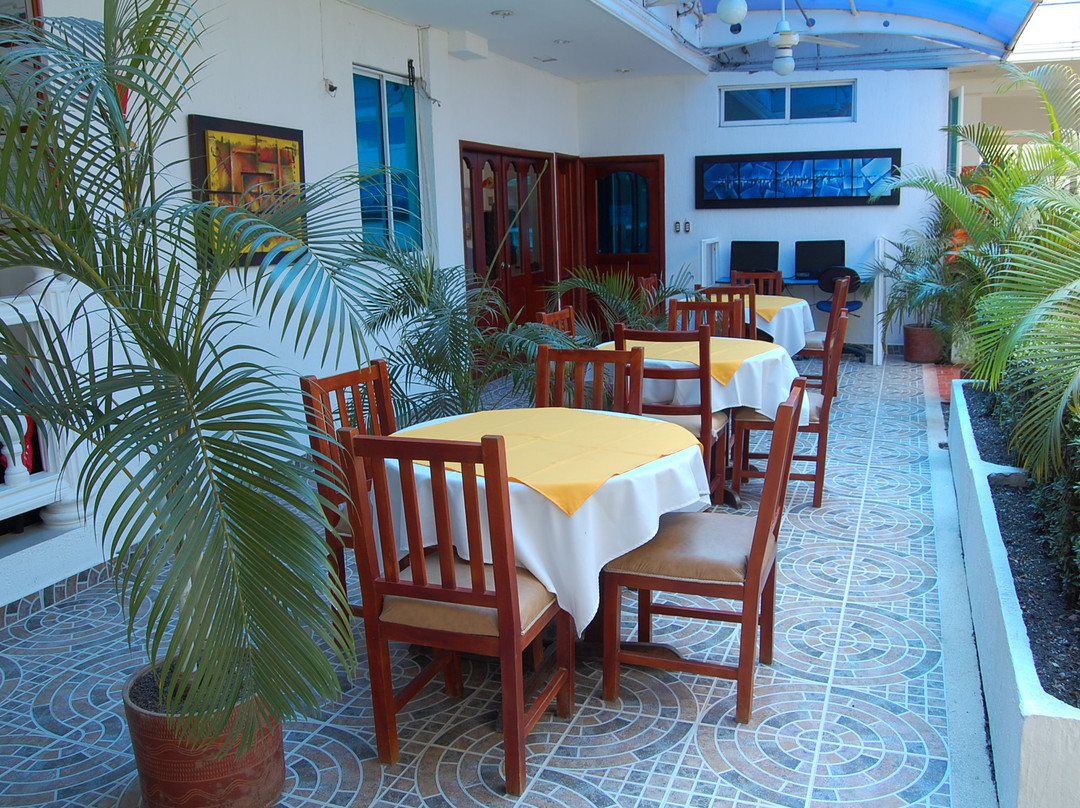 Hotel Verano Plaza主图