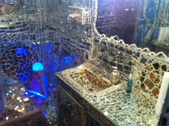 Mirror House-Kuwait City必去景点