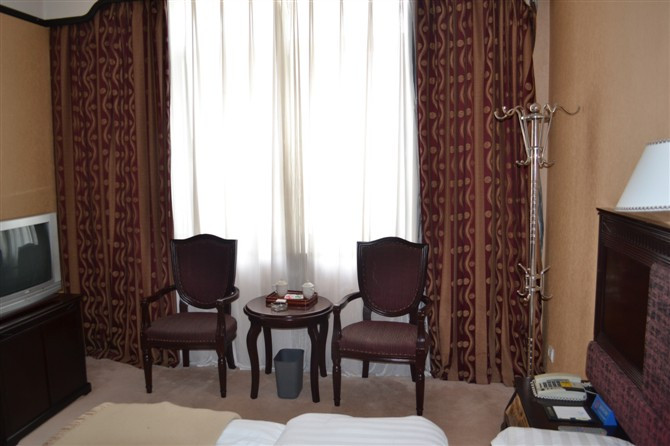 扎西德勒大酒店主图