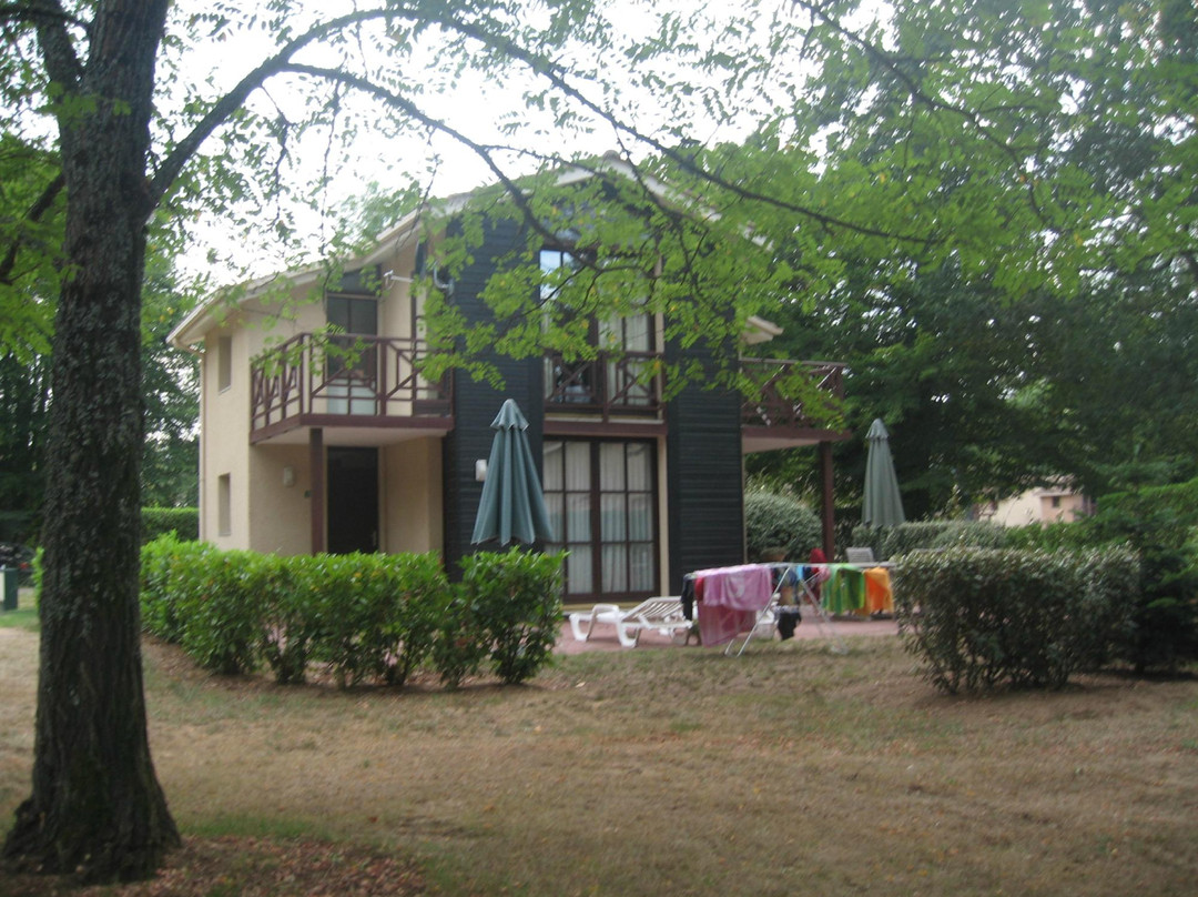 塞勒斯度假村