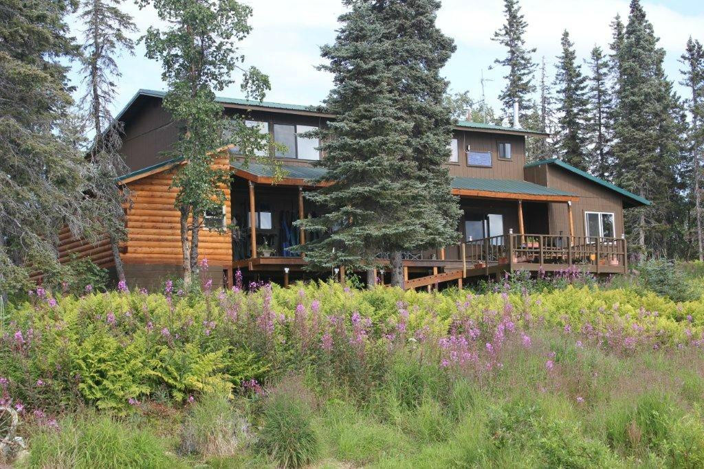 Alaska's Bearclaw Lodge