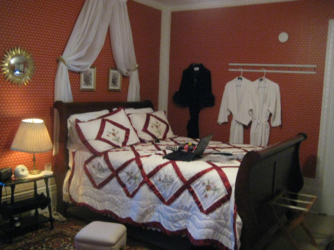 Raymond House Inn主图