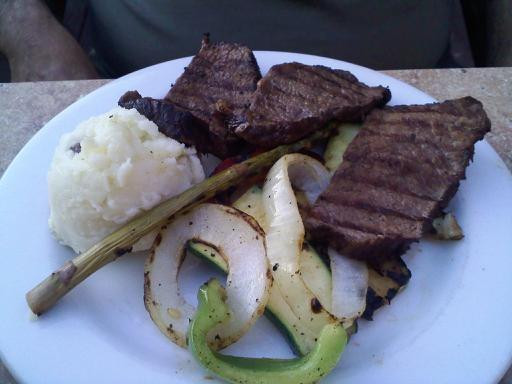 奇诺餐馆和美食-Papachino's Grill & Greens