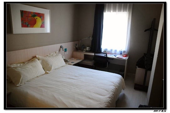 锦江之星(沈阳中街地铁站故宫店)-客卧