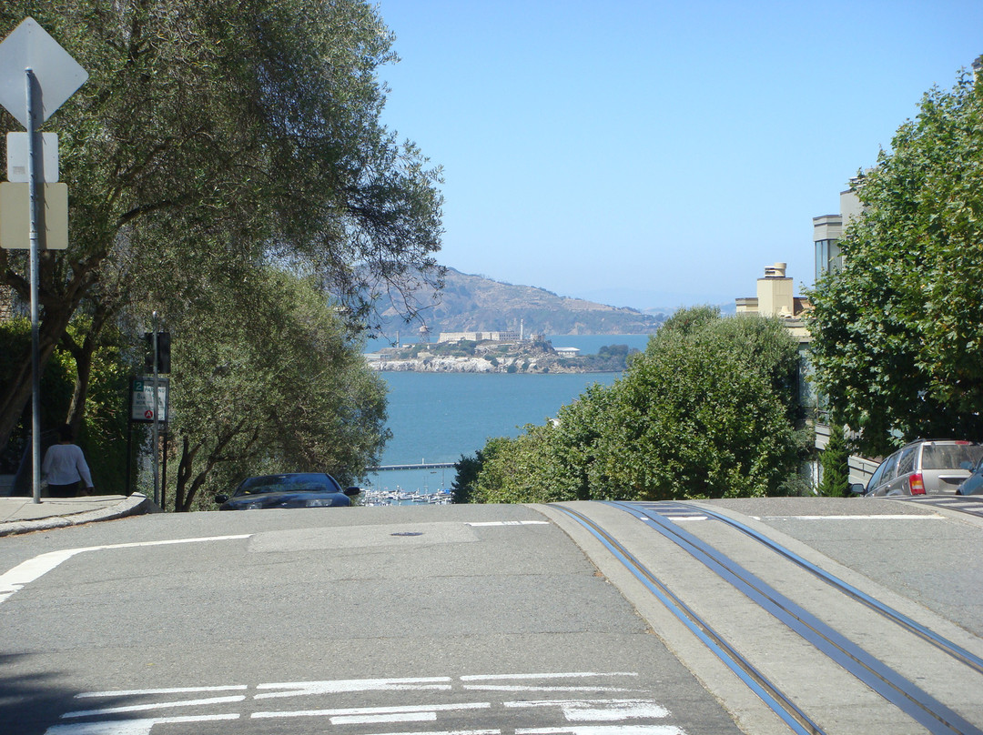 九曲花街-旧金山必去景点