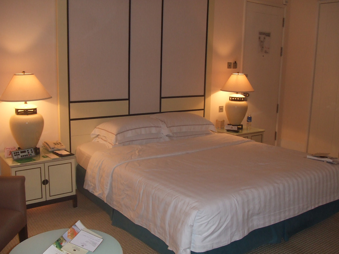 海南君华海逸酒店（海口万绿园万象城店）主图