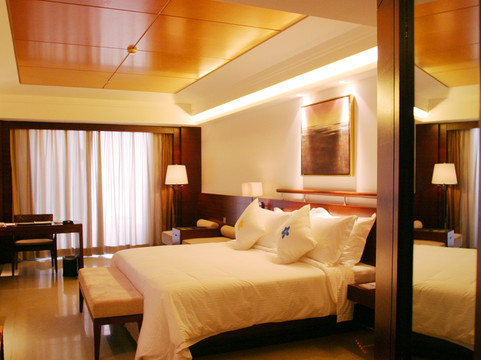 三亚玛瑞纳酒店主图