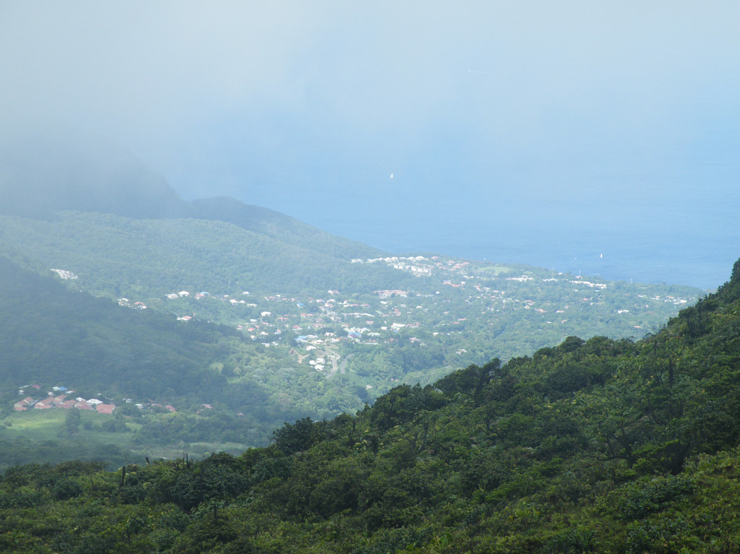 La Soufriere Volcano景点图片