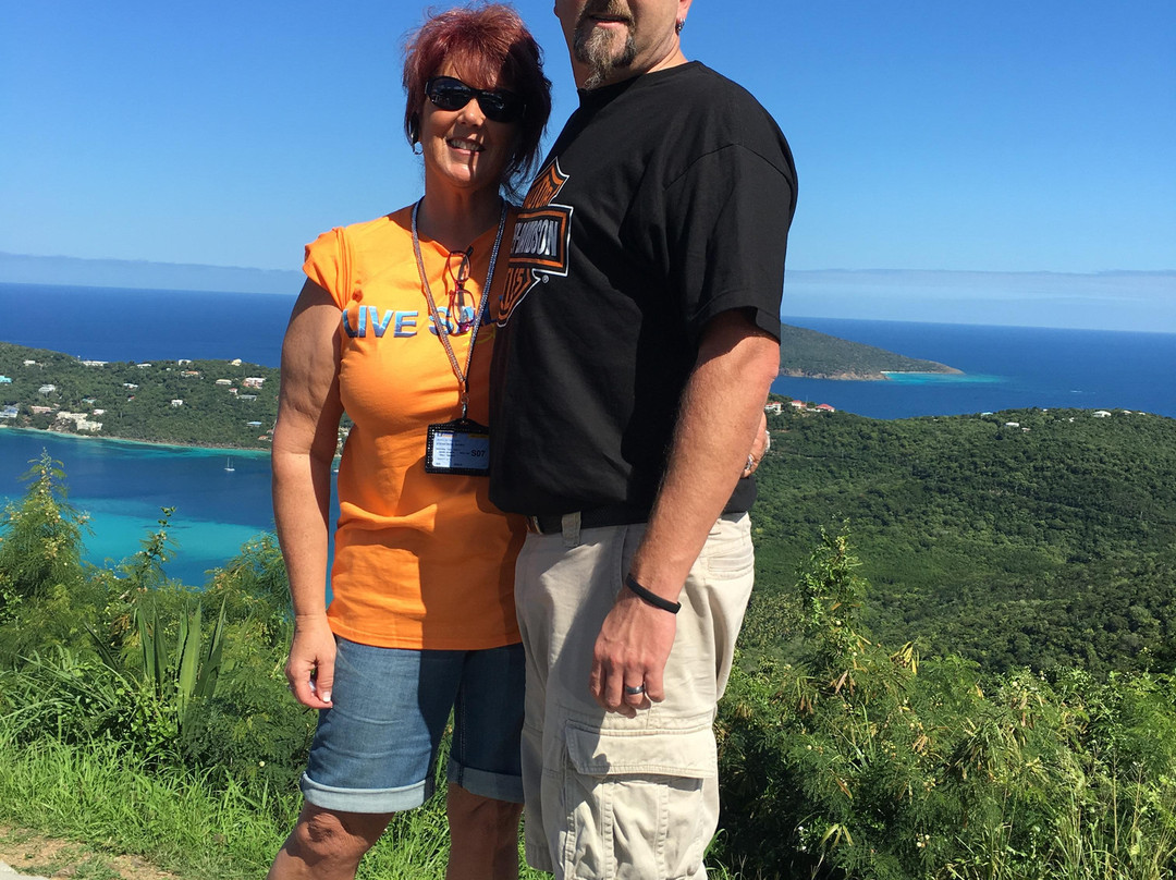 Marian's Taxi Service-夏洛特阿马利亚必去景点