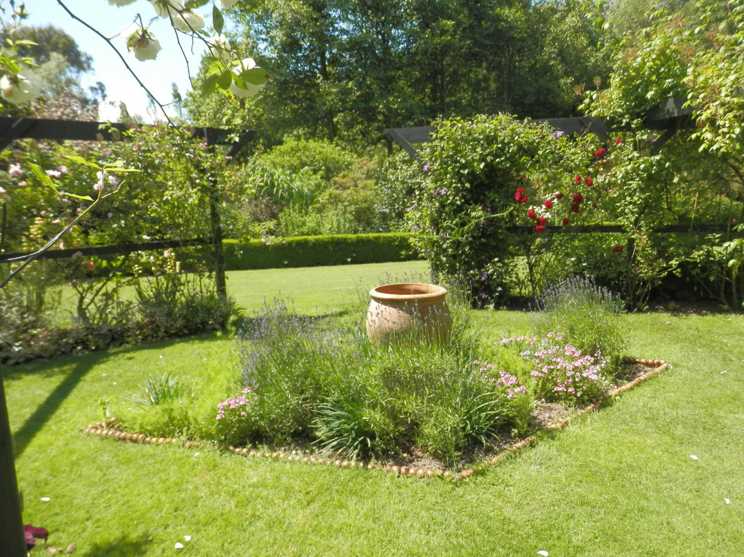 Marsh Villa Gardens-Par必去景点