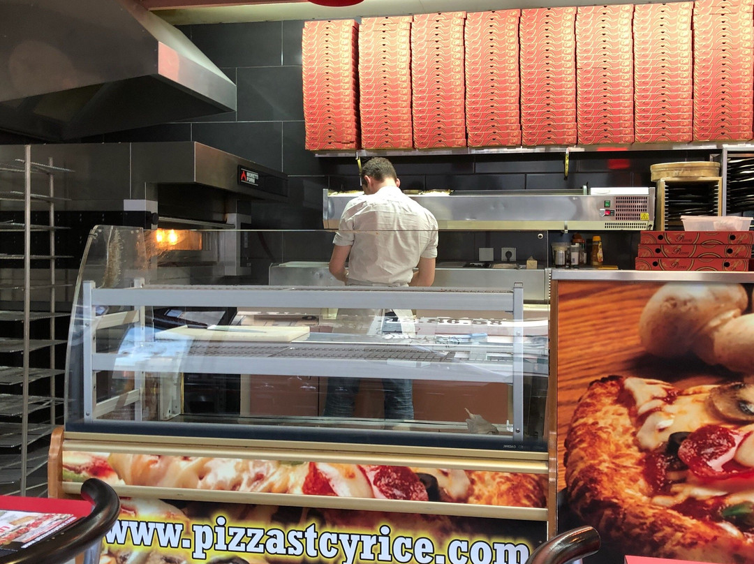 Pizza Saint Cyrice