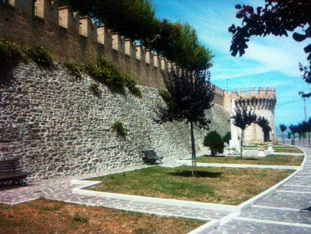 Torrione e Mura Difensive景点图片