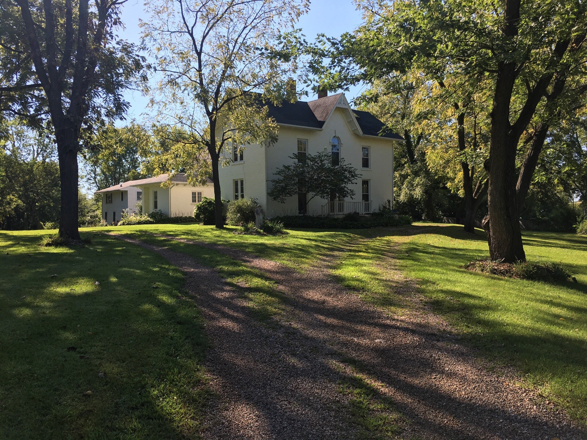 Seven Roses Inn-官方