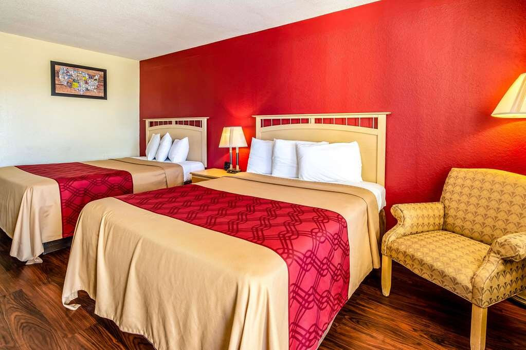 Econo Lodge Christiansburg-Blacksburg I-81主图