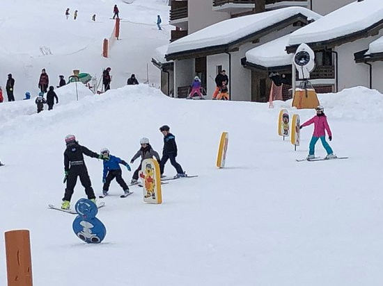 European Snowsport Nendaz Ski School景点图片