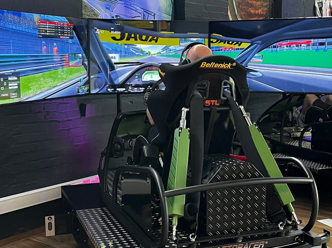 BIGHA Sim Racing Lounge-哈廷根必去景点