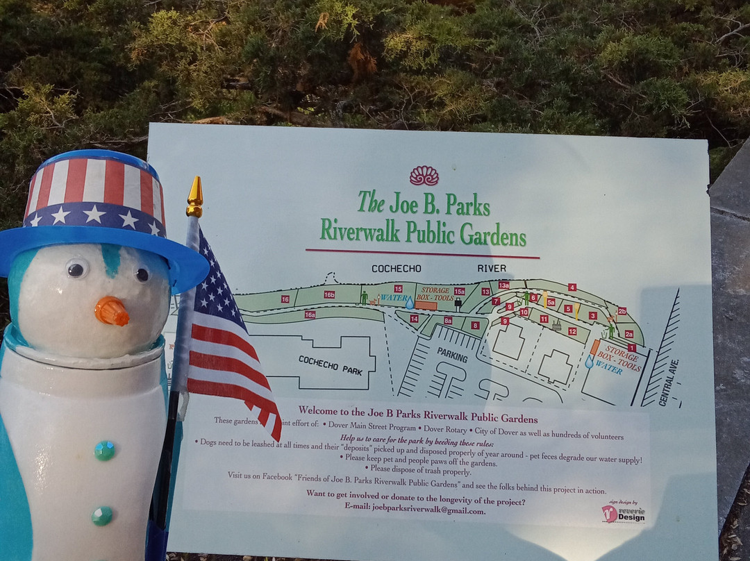 Joe B. Parks Riverwalk Public Garden景点图片