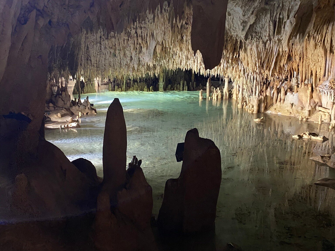 Cayman Crystal Caves景点图片