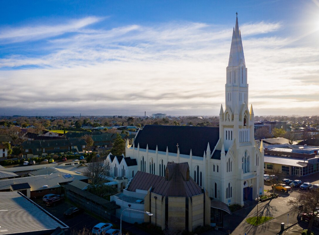 Cathedral of the Holy Spirit景点图片