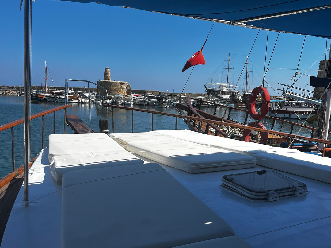 Aphrodite Accommodation, Boat Tours & Fishing Trips Agent Girne-克利尼亚必去景点