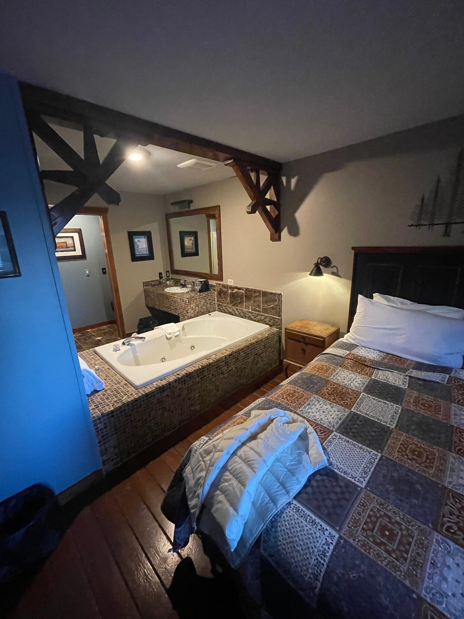 Sumas Mountain Lodge-官方