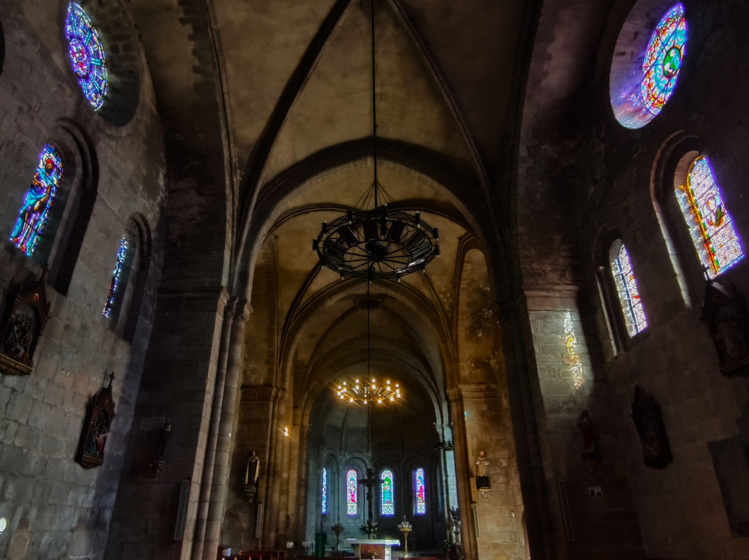 Abbatiale de Saint Léger景点图片
