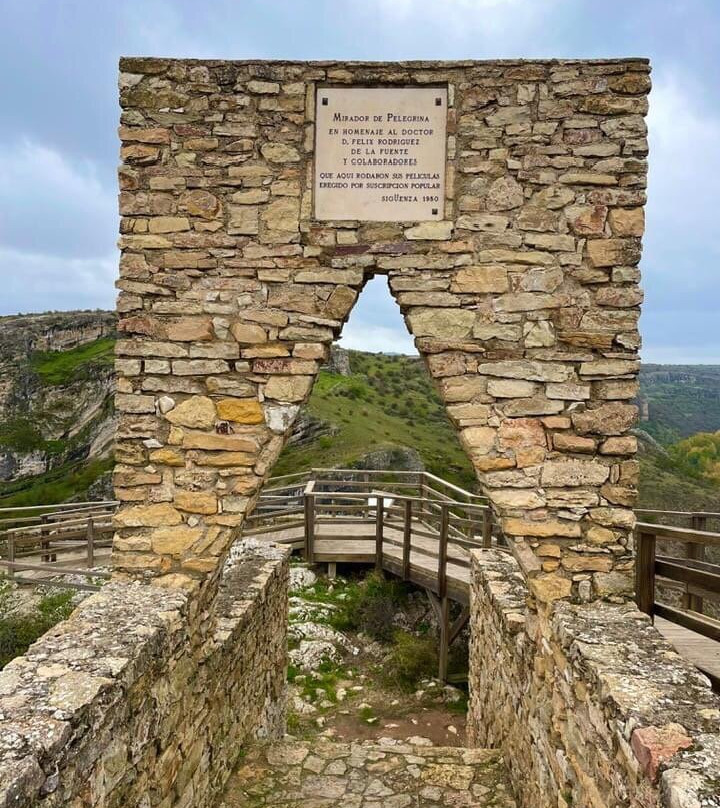 Mirador de Felix Rodriguez de la Fuente景点图片
