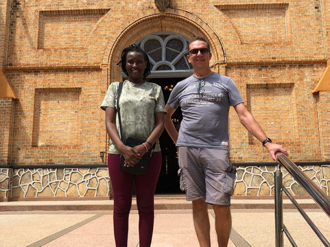 Adventures With Locals-坎帕拉必去景点