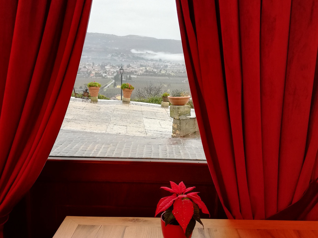 Castrum Wine Relais主图