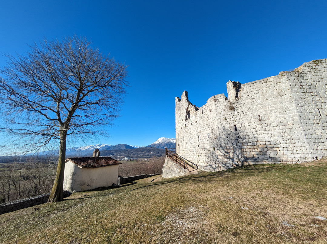 Castello di Toppo (Travesio)景点图片