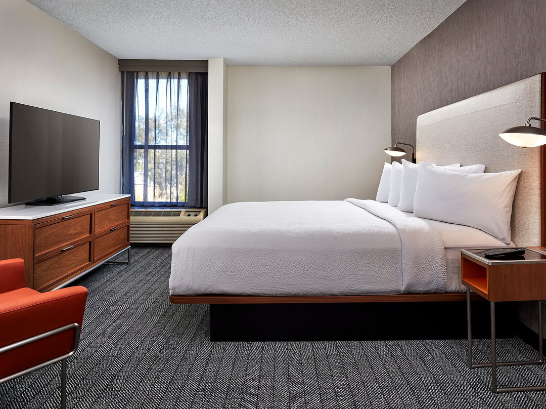 纳帕谷瓦列霍庭院酒店主图