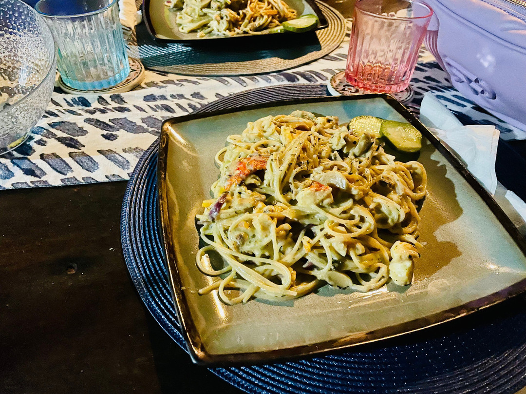 Wallata's C-food & Grill