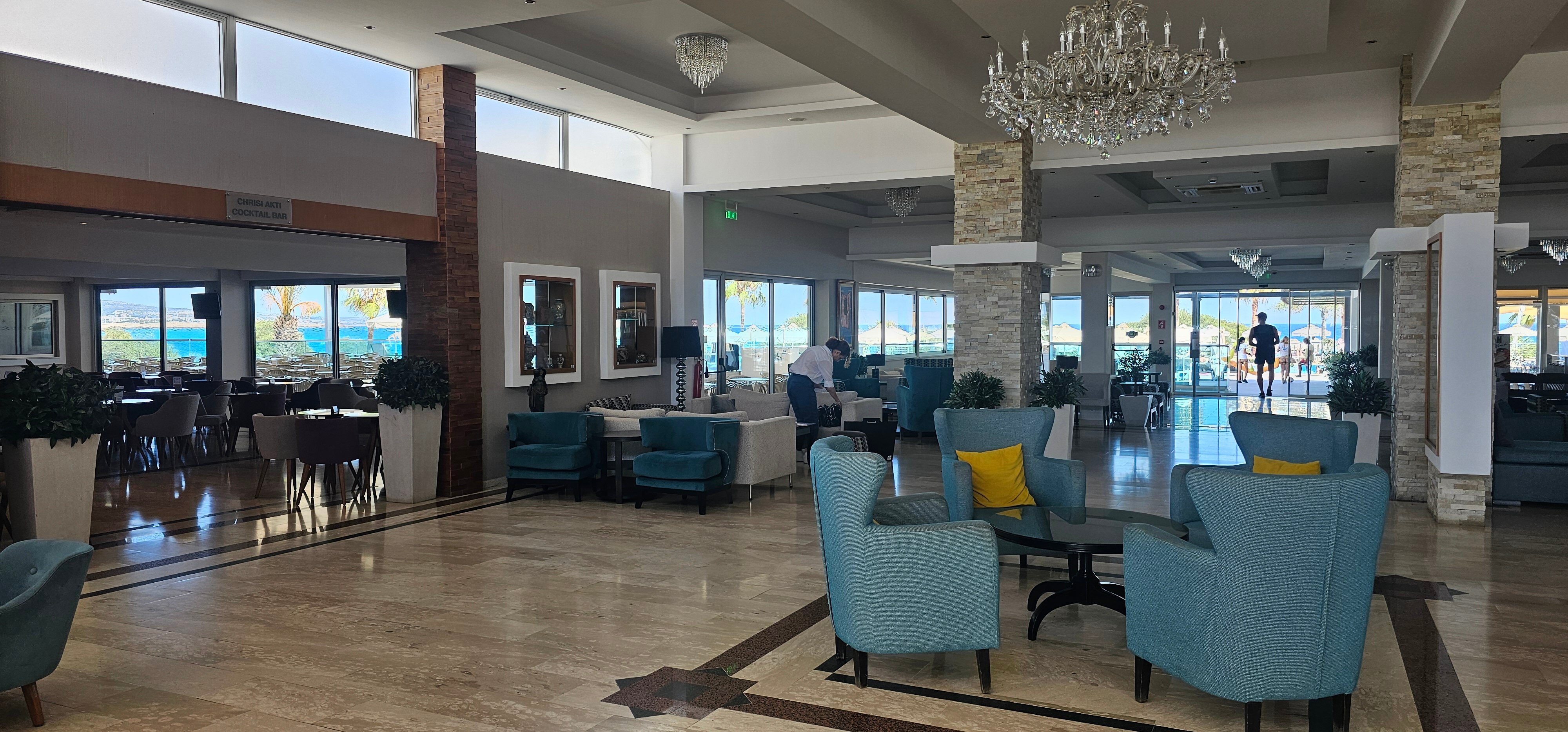 Asterias Beach Hotel-浴室