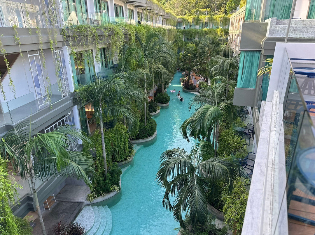 Panwaburi Beachfront Resort