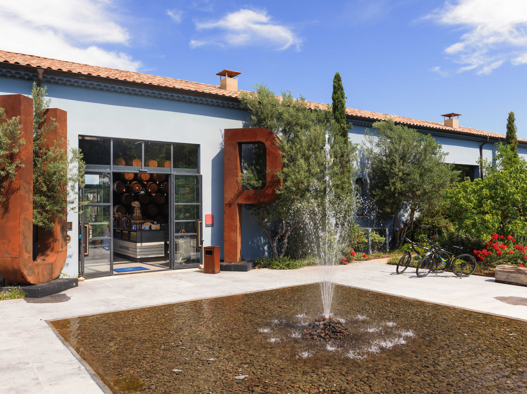 Ultimate Provence主图