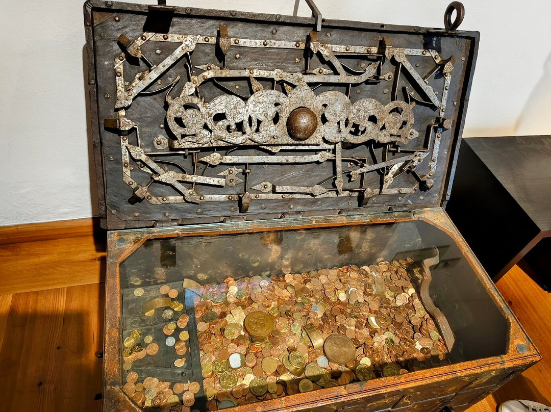 Muenze Hall-哈尔堤侯必去景点