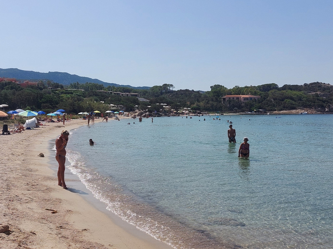 Spiaggia della Cala Li Mucchi Bianchi-Baia Sardinia必去景点